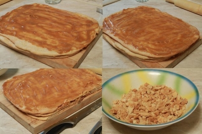 Каждый слой коржа мы смазываем варёной сгущёнкой сразу же как только вынули из духовки