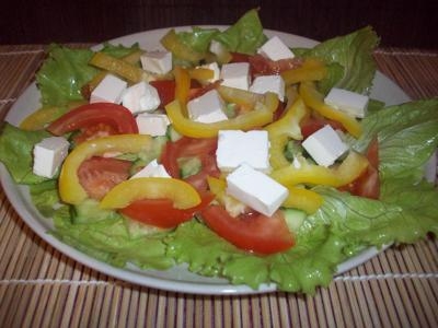 Сыр режем на кирпичики